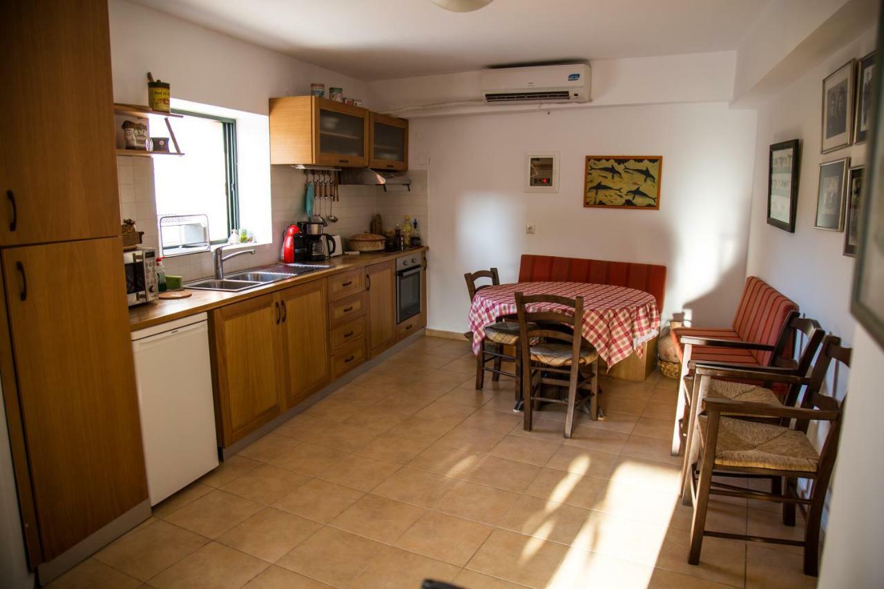Vrondos Apartments Faneromeni  外观 照片