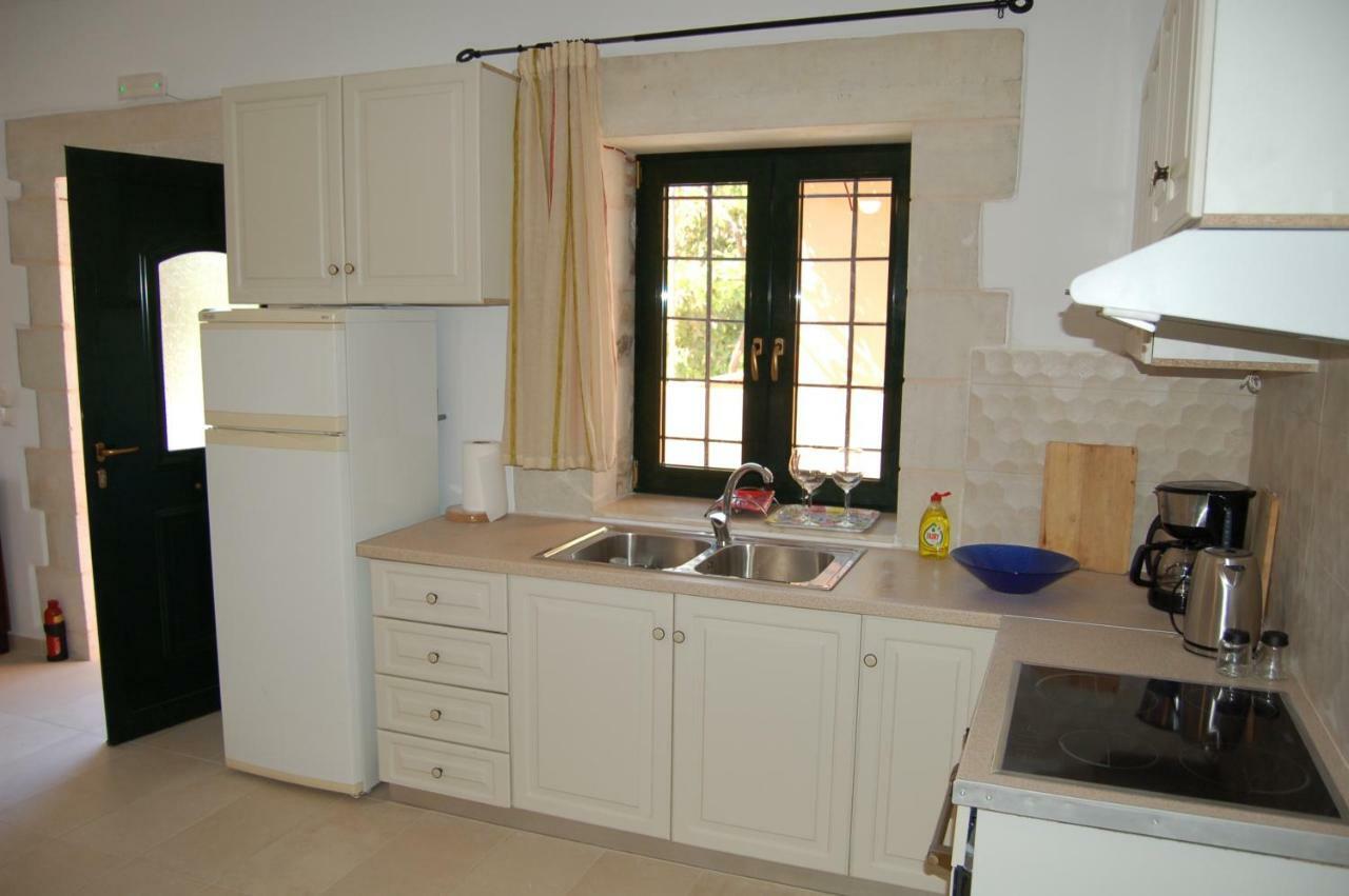 Vrondos Apartments Faneromeni  外观 照片